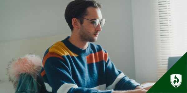A data analyst uses SQL from home office